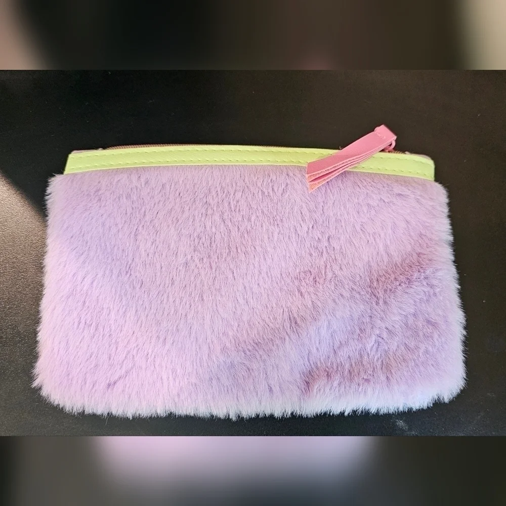 3-pk Ipsy Glam Bags - white and red